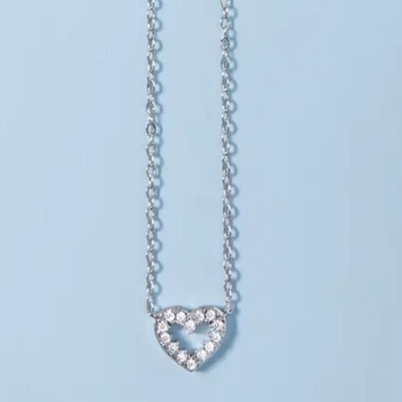 NEW Nadri Pave Heart Pendant Necklace - Picture 1 of 6